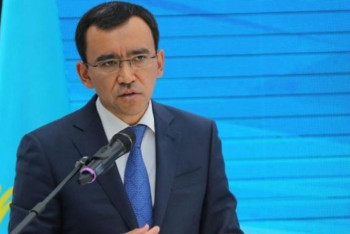 Фотография к новости: Адамдар саяси ұстанымын білдіруге құқылы, бірақ заңды сақтау керек – Әшімбаев 