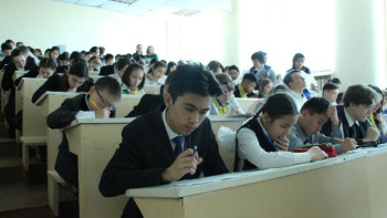 Фотография к новости: ШҚО-да пәндік олимпиада жеңімпазына ЖОО ректорының гранты берілмек 