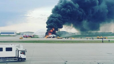 Шереметьево әуежайына қонған ұшақ түгел өртеніп кетті 