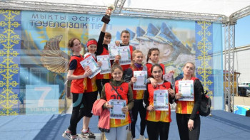 Фотография к новости: Көкшетауда мерекелік эстафета өтті 