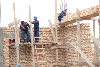 Фотография к новости: Жыл соңына дейін 18 мектептің құрылысы аяқталады –  министр