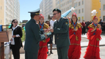 Фотография к новости: Шымкентте әскери қызметкерлерге пәтер берілді