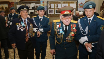 Фотография к новости: Қарағандыда ардагерлерге құрмет көрсетілуде 