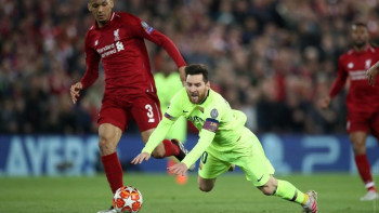 Фотография к новости: «Ливерпуль» – «Барселона»: ағылшындар «Жыл камбэгін» жасады