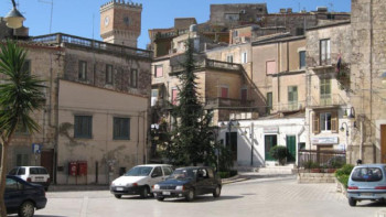 Фотография к новости: Италияда жүздеген үй 1 еуродан сатылып жатыр