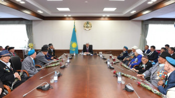 Фотография к новости: Соғыс ардагерлеріне материалдық көмек беріледі