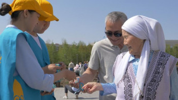 Фотография к новости: Елордада «Жеңіс ленталары» таратылып жатыр