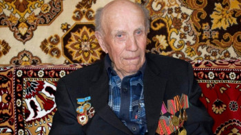 Фотография к новости: 93 жастағы соғыс ардагері балық аулауды әдетке айналдырған