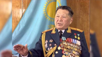 Фотография к новости: Таразда Халық қаһарманына арналған ескерткіш тақта орнатылды