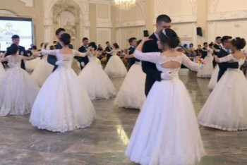 Фотография к новости: Жастар жылы: Қарағандыда тұңғыш рет «Медицина балы» өтті 