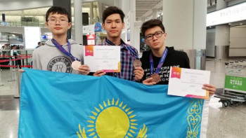 Фотография к новости: Павлодарлық оқушы Австралиядан қола медаль жеңіп алды