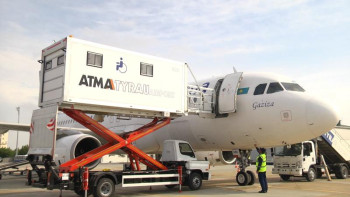 Фотография к новости: Атырау әуежайында мүмкіндігі шектеулі жандарға арналған лифт бар