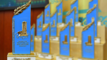 Фотография к новости: «Парламент сөзі» сыйлығына өтінім қабылдау басталды