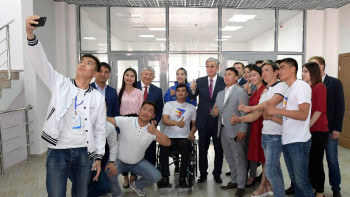 Фотография к новости: Тоқаев Қызылорда облысындағы өңірлік «Рухани жаңғыру» орталығында болды