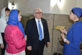 Фотография к новости: Ясауи кесенесіне 600 жылдан асса да қалпын сақтаған – елші