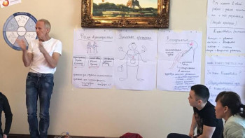 Фотография к новости: Германиялық мамандар сал ауруына шалдыққандарға көмек көрсетудің инновациялық әдісін үйретті