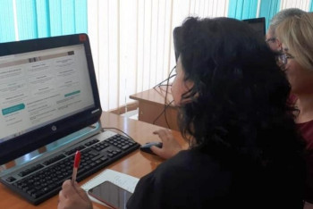 Фотография к новости: Қарағандыда оқушылар мектепке электронды жүйе арқылы қабылданады