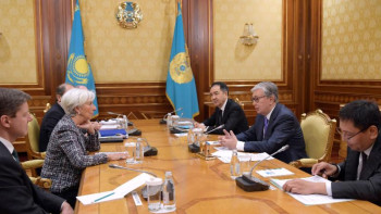 Фотография к новости: Тоқаев ХВҚ басқарушы директорын қабылдады