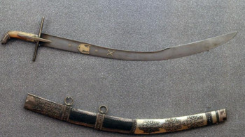 Фотография к новости: Осман империясы кезіндегі қанжарды Қазақстанға әкелген қылмыстық топ ұсталды