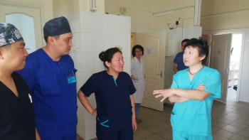 Фотография к новости: Көкшетауда елордалық онкологтар шеберлік сағатын өткізді