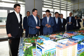 Фотография к новости: Мамин Шымкенттің әлеуметтік-экономикалық даму барысымен танысты