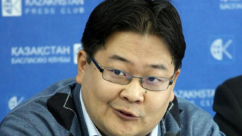 Фотография к новости: Қазір билік белгілі бір дәрежеде либерилизацияға барып жатқаны анық – Айдос Сарым