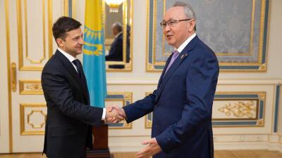 Сенат төрағасының орынбасары Украина президентімен кездесті 