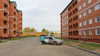 Фотография к новости: Елордадан көпбалалы 18 отбасы Павлодар облысына қоныс аударды