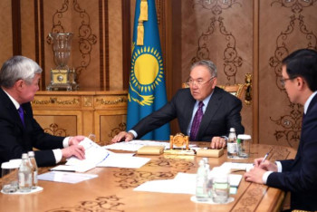 Фотография к новости: Елбасы Бердібек Сапарбаевты қабылдады