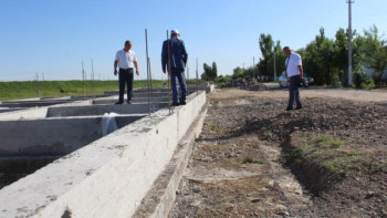 Фотография к новости: Жетісайда 12 көпбалалы отбасыға баспана салынуда 