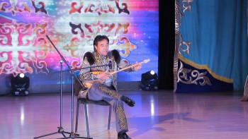 Фотография к новости: Атырауда дәстүрлі әндер фестивалі өтті