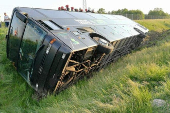 Фотография к новости: Ресей азаматтары мінген туристік автобус Италияда апатқа ұшырады