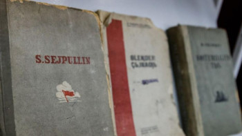 Фотография к новости: Өзбек әліпбиінің жаңарған нұсқасы таныстырылды