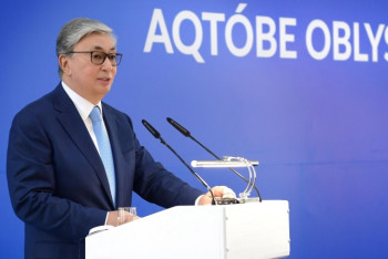 Фотография к новости: Президент: Ақтөбе облысындағы тас жолдар 2025 жылға дейін қалыпқа келуі тиіс