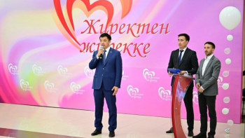 Фотография к новости: Ақтөбеде «Жүректен жүрекке» қайырымдылық аукционы өтті