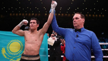 Фотография к новости: Данияр Елеусінов кәсіби бокста жетінші жеңісіне жетті