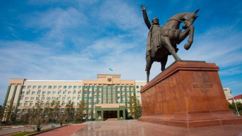 Фотография к новости: Ақтөбенің 150 жылдық мерейтойына 12 аудан тарту жасайды 