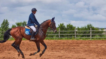 Фотография к новости: ﻿Отандық шабандоз Бішкекте өткен турнирде жеңімпаз атанды
