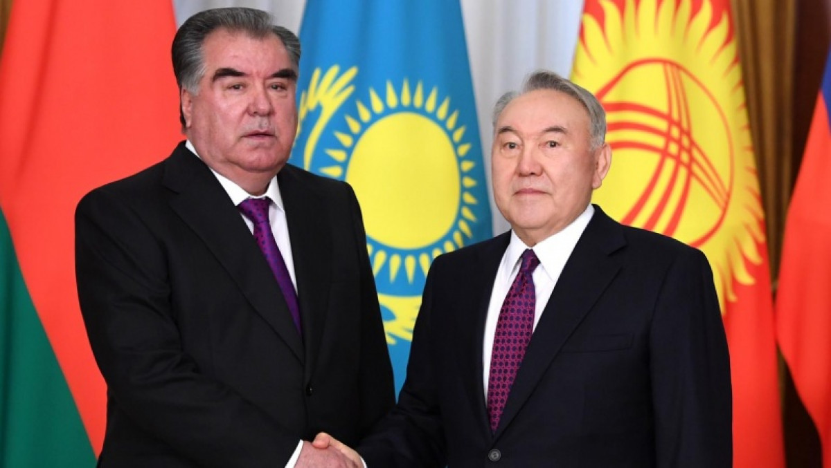 Назарбаев: Тәжікстанмен достығымыз нығайып келеді
