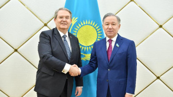 Фотография к новости: Нығматулин Словакия елшісін қабылдады 