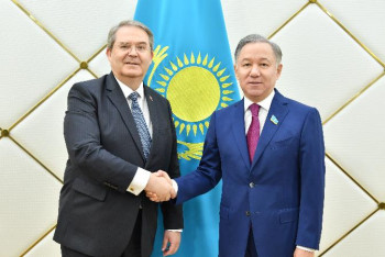 Фотография к новости: Нығматулин Словакия елшісін қабылдады 