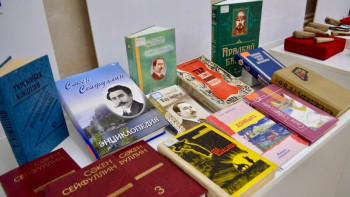 Фотография к новости: Қарағандыда Сәкен Сейфуллиннің 125 жылдығына арналған көрме ашылды