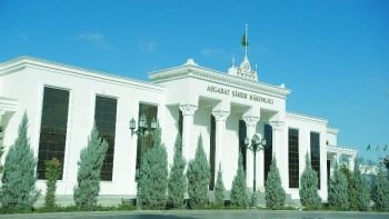 Фотография к новости: Мамин Ашхабадта ТМД Үкіметтерінің басшылары кеңесінің отырысына қатысады