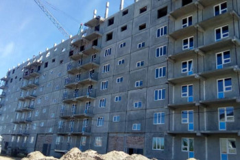 Фотография к новости: Ақсуда көпбалалы отбасыларға арналған тұрғын үй құрылысы аяқталады 