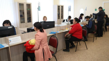 Фотография к новости: Шымкентте 30 мың отбасына атаулы әлеуметтік көмек берілді