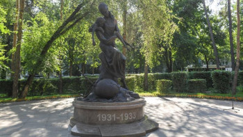 Фотография к новости: Алматыда ашаршылық құрбандарын еске алды