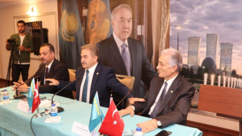Фотография к новости: Анкарада Қазақстанның болашағы талқыланды
