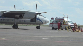 Фотография к новости: Жансақтау бөлімінде 377 күн жатқан сәби санавиациямен елордаға жеткізілді 