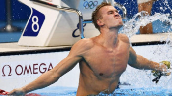 Фотография к новости: Баландин АҚШ-та күміс жүлдеге ие болды