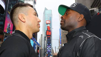 Фотография к новости: Геннадий Головкин мен Стив Роллс көшеге шығып ﻿көз түйістірді